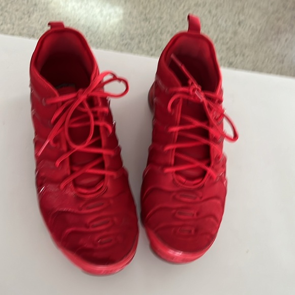 Vapor max plus Nike size 10 red - Picture 2 of 7